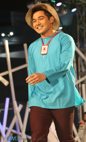 Kapuso Stars welcome 2015