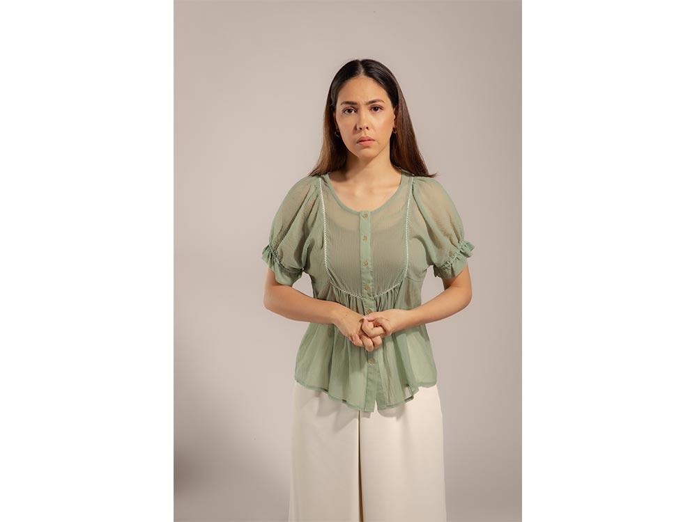 Vaness Del Moral as Lea