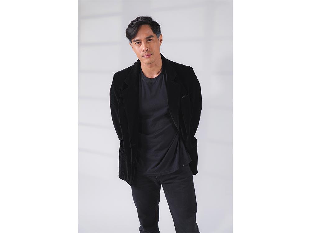 Jome Silayan bilang Rico Siguenza