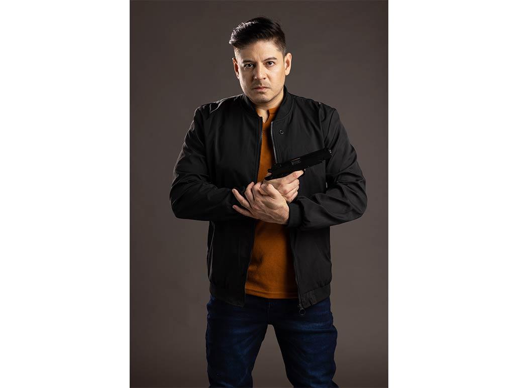 Arthur Solinap as Emil