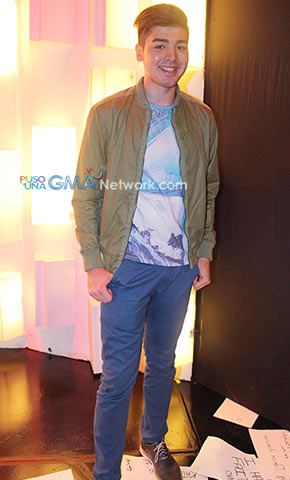 Kilig moments with James Reid and Andre Paras on 'Startalk'