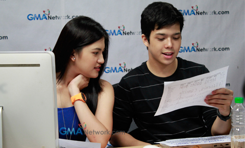 Kilig moments with Julie Anne and Elmo!