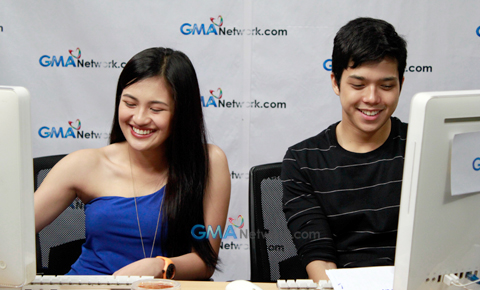 Kilig moments with Julie Anne and Elmo!