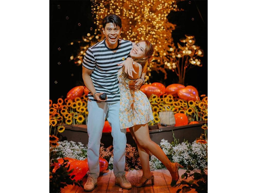 Kim Molina and Jerald Napoles are now engaged | GMA Entertainment