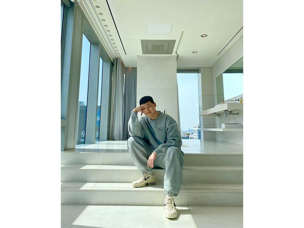 30 over korean single actors The Hottest,