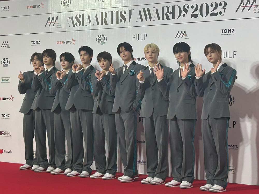 Korean Stars Pinoy Artists Grace The Asia Artist Awards Red Carpet GMA Entertainment