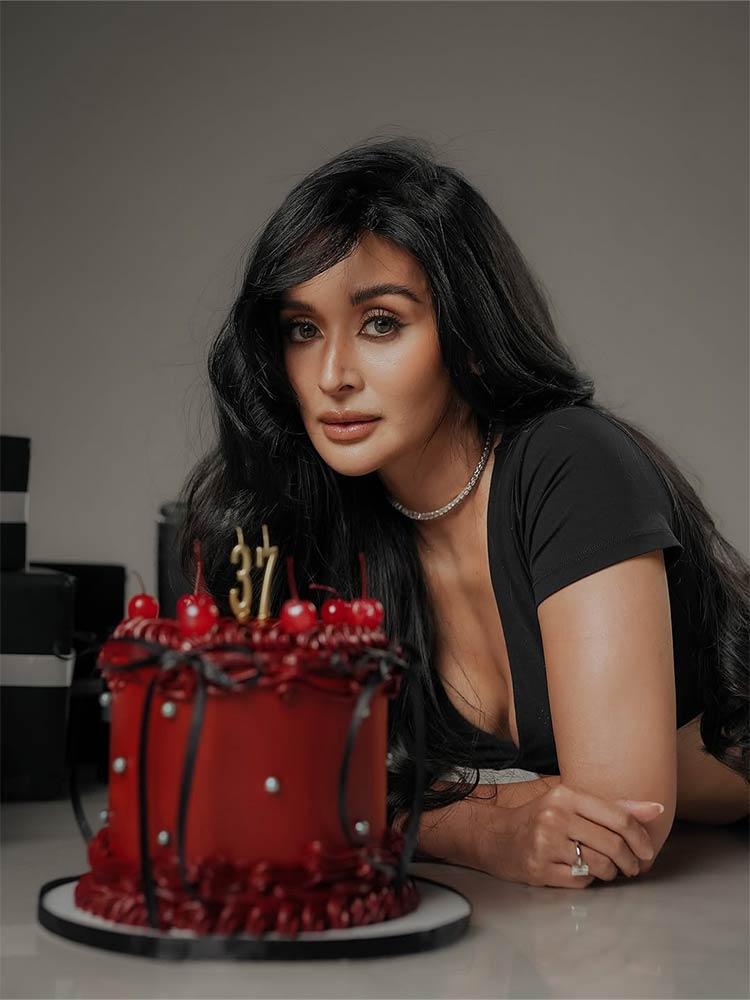 Kris Bernal