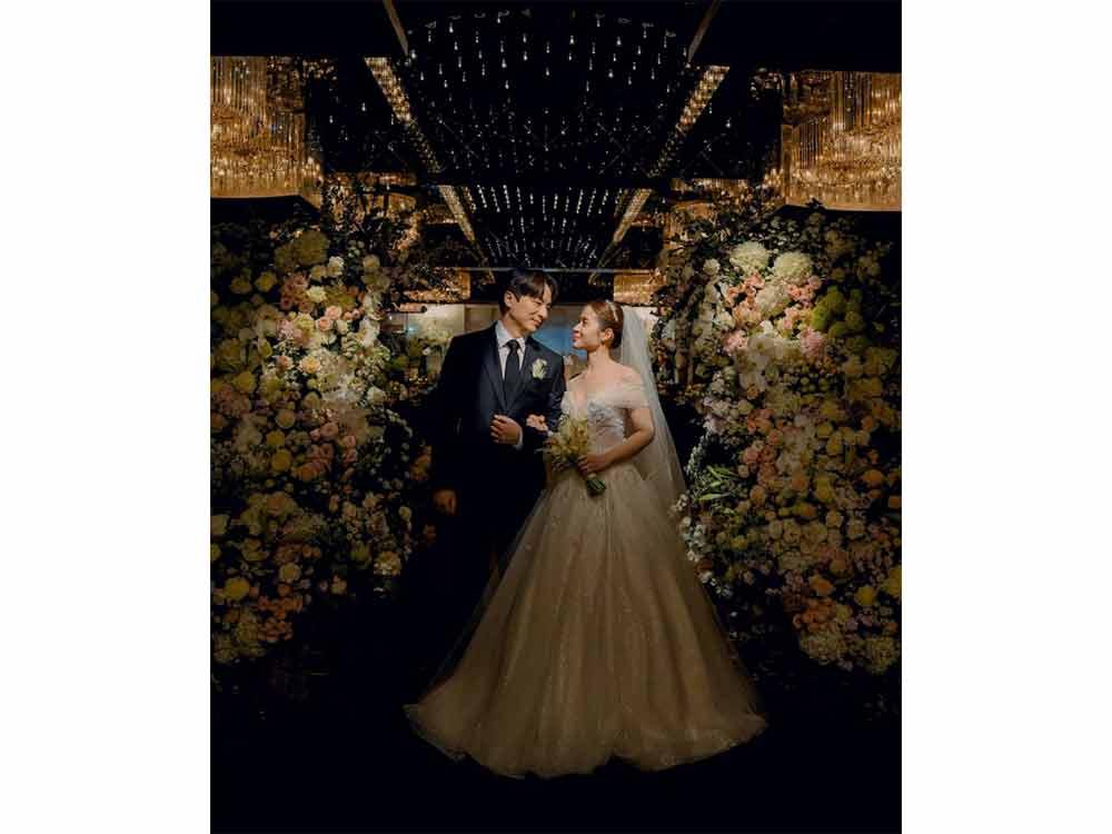 Kristel Fulgar and Ha Su Hyuk's wedding photos give off major K-drama feels | GMA Entertainment