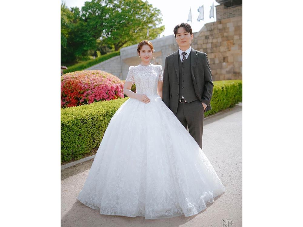 Kristel Fulgar and Ha Su-hyuk