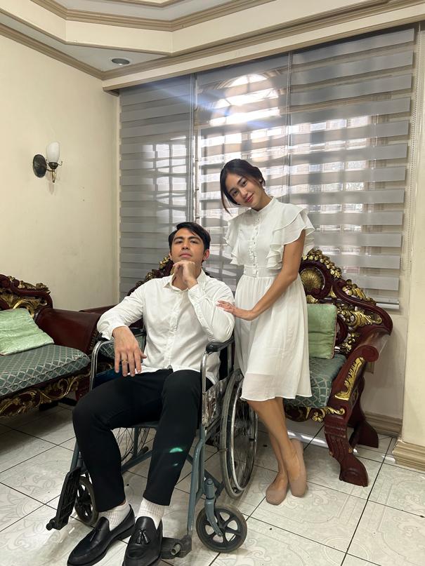 Derrick Monasterio and Elle Villanueva