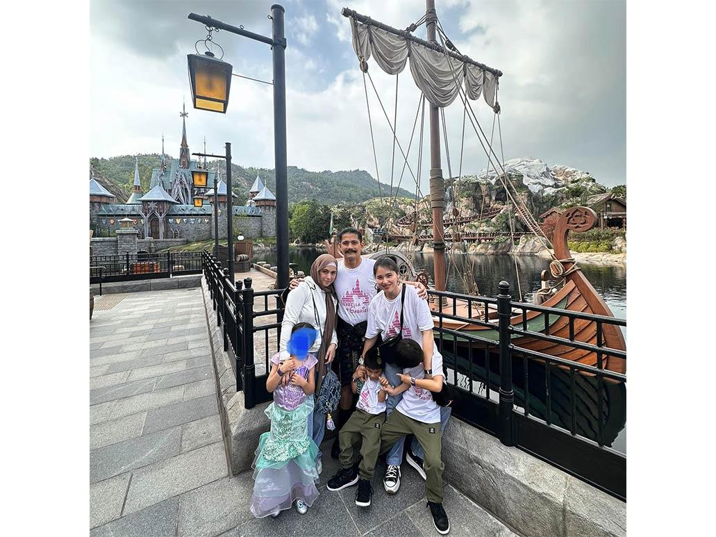 Kylie and Queenie Padilla