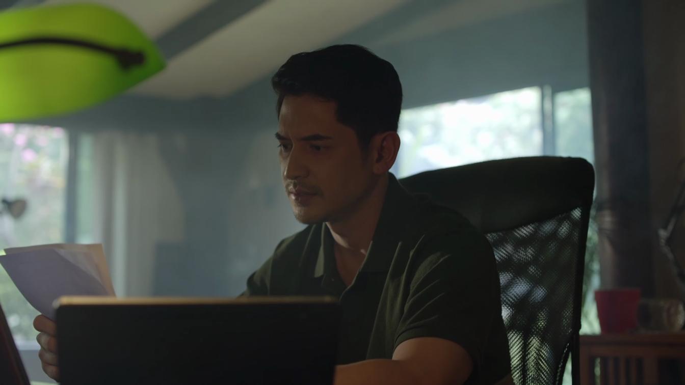Ahron Villena