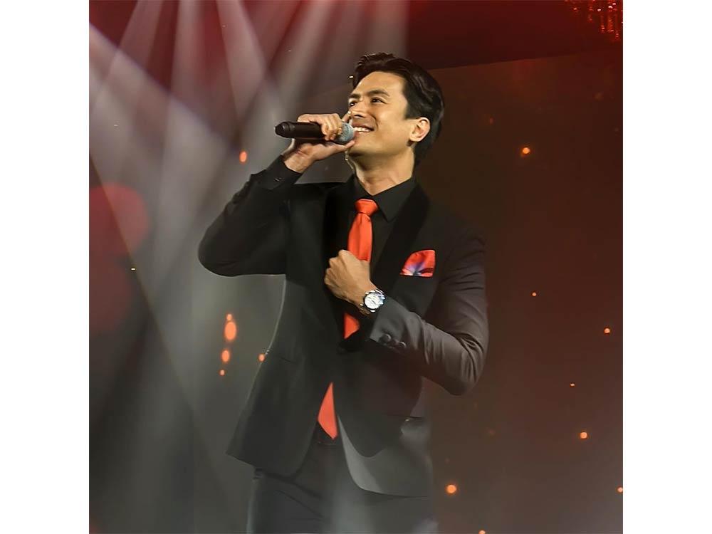 Christian Bautista