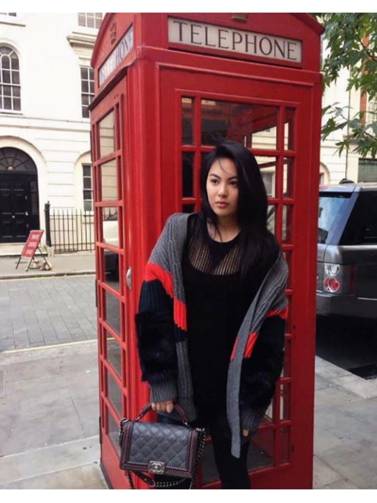 Chanel Boy bag with handle