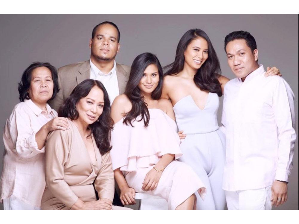 Gloria Diaz and Yaya Luning