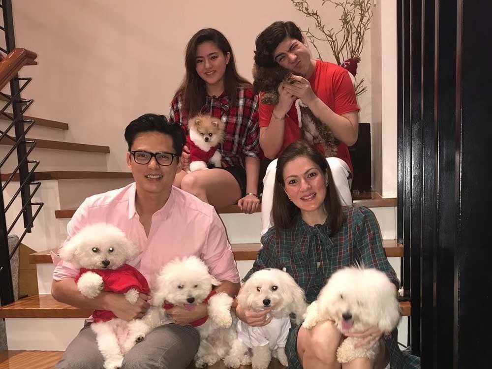 LOOK: Celebrity family photos ngayong Pasko | GMA Entertainment