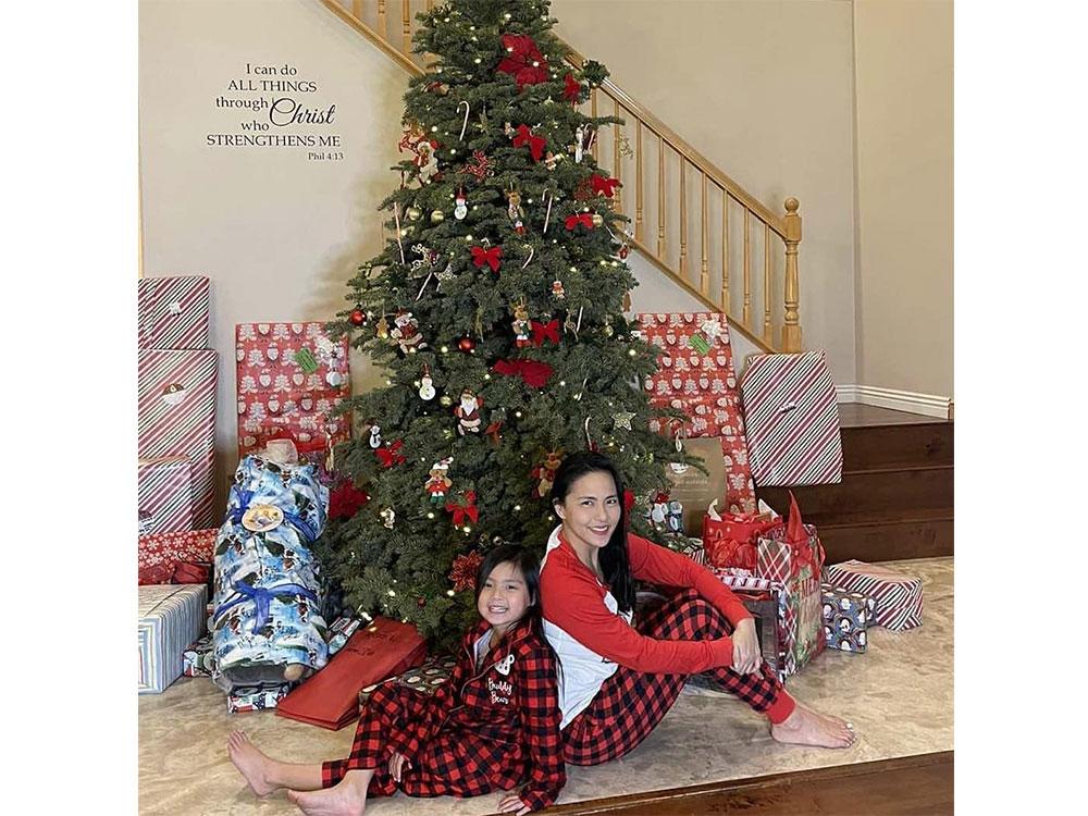 LJ Moreno and Keona Skye Alapag 