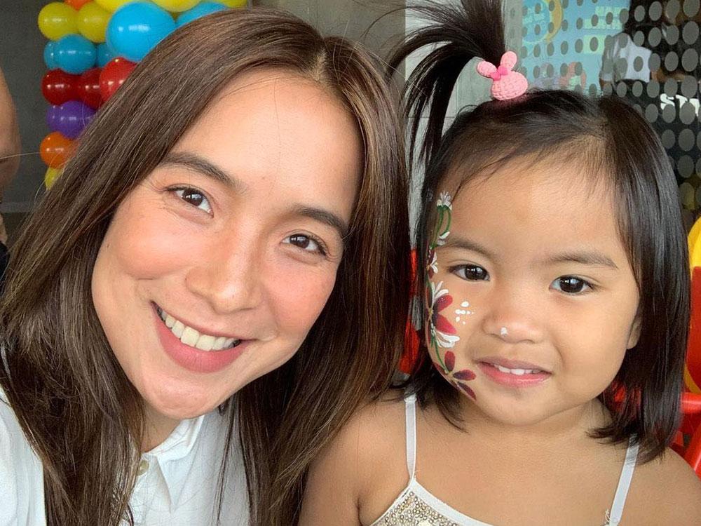 Pia Guanio and Scarlet Jenine