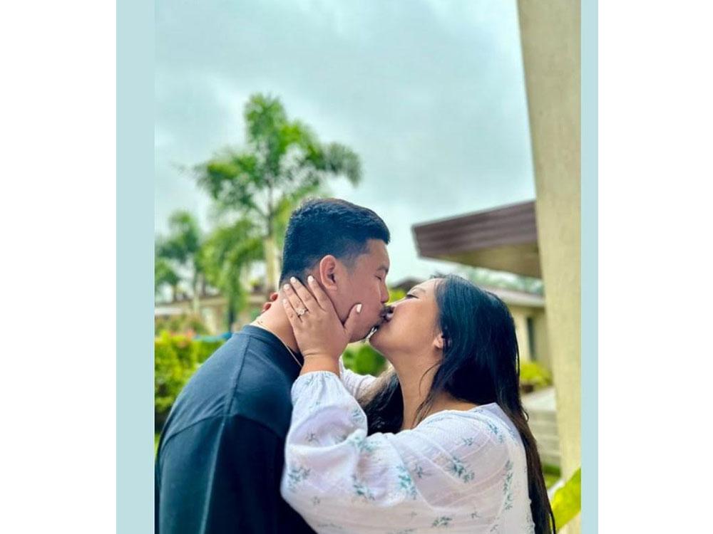 Cong TV and Viy Cortez