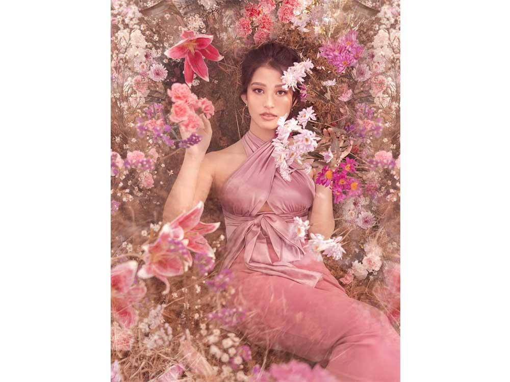 Blending with the flowers