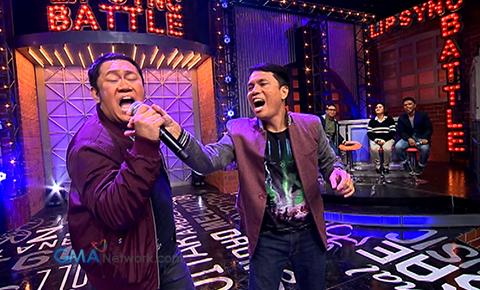 Betong & John fighting