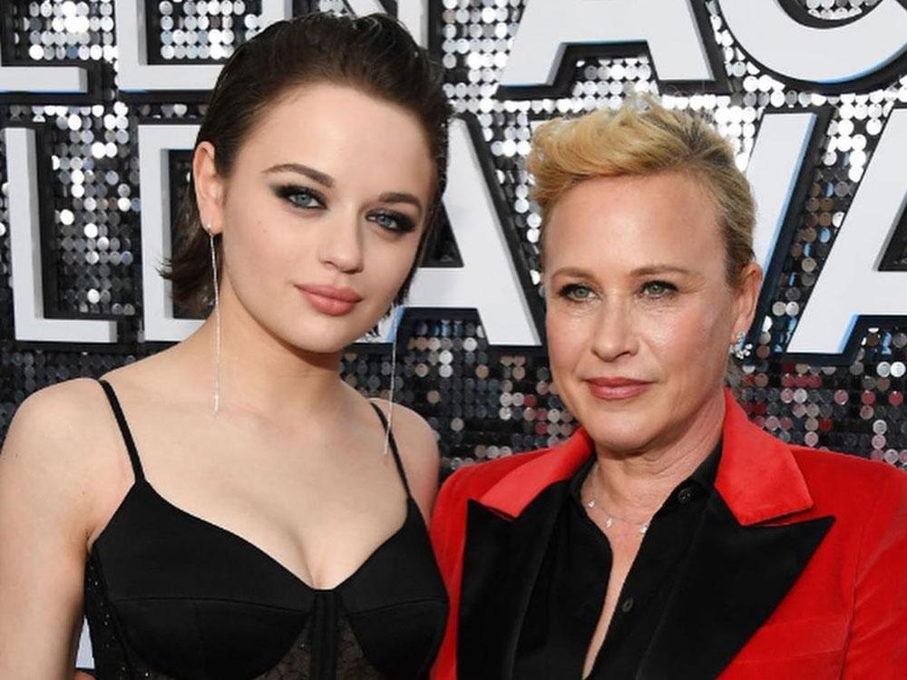 Joey King and Patricia Arquette