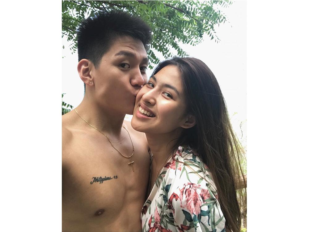 LOOK Jeron Teng proposes to longtime girlfriend Jeanine Beatrice