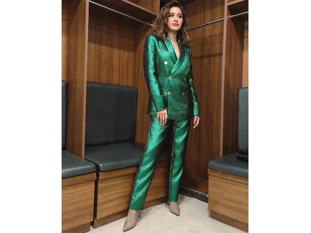 Emerald suit