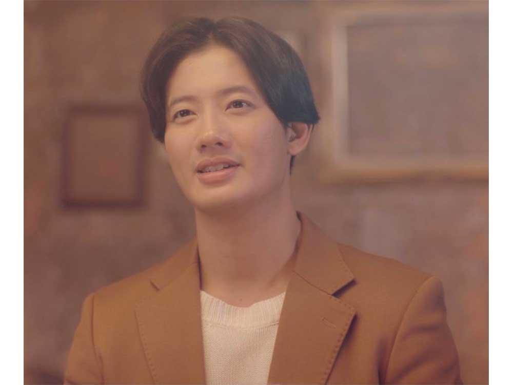 Pae Arak Amornsupasiri as Kevin