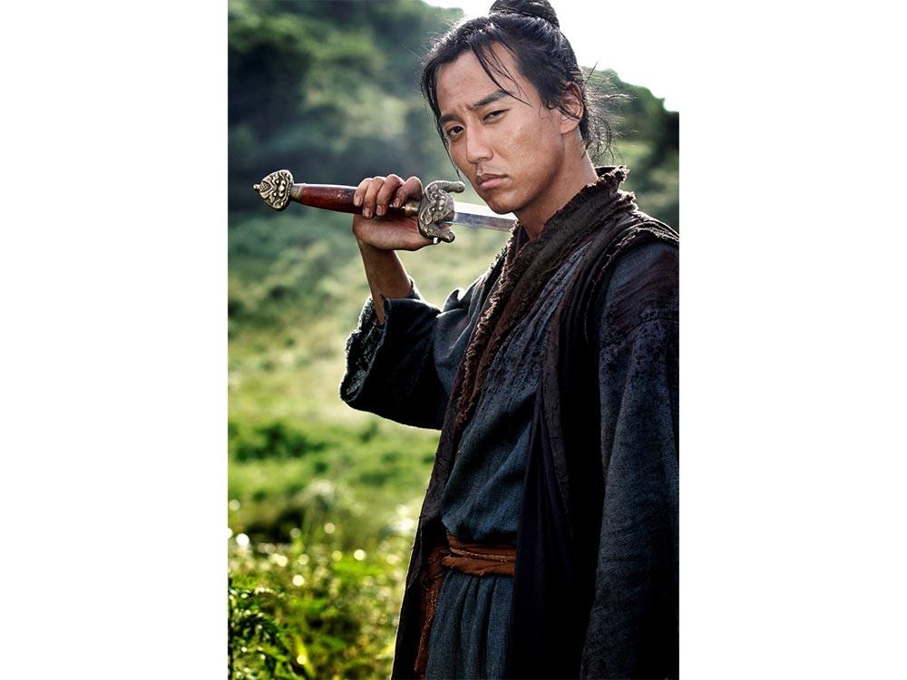 Kim Nam-gil as Bidam