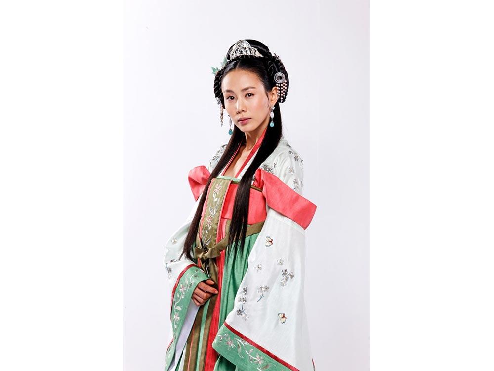 Park Ye-jin as Prinsesa Cheonmyeong