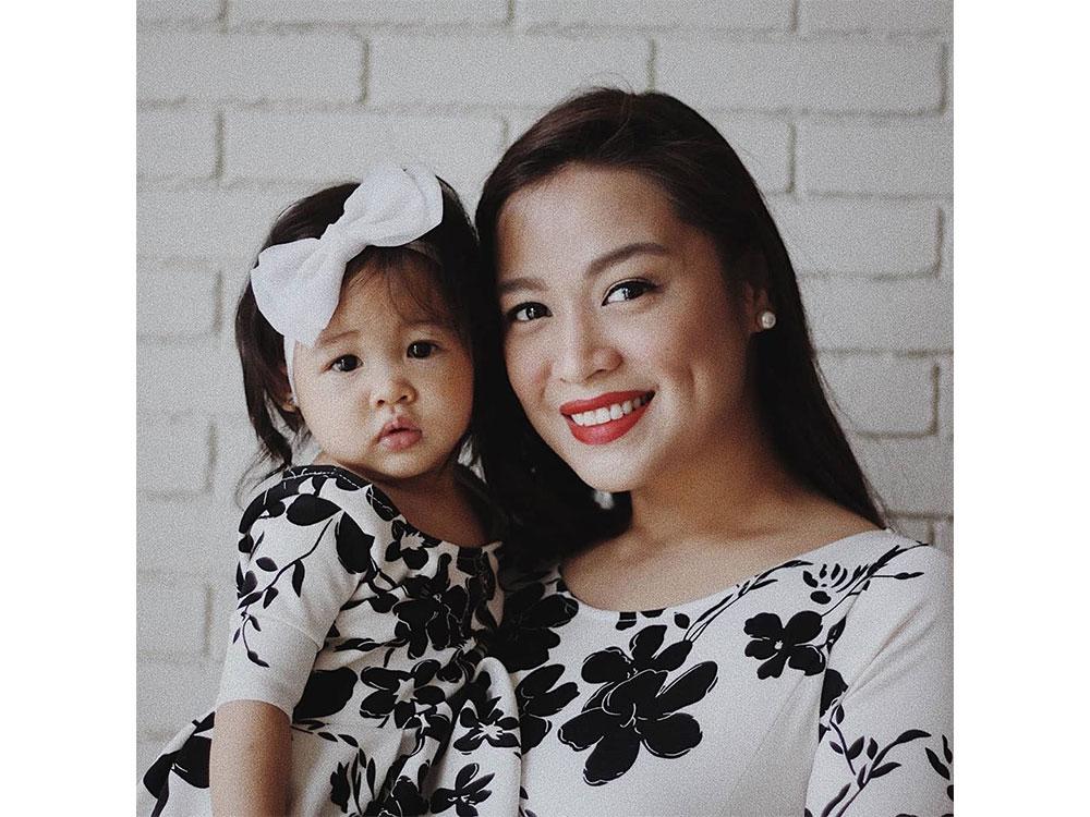 Stephanie Sol and baby Eumi