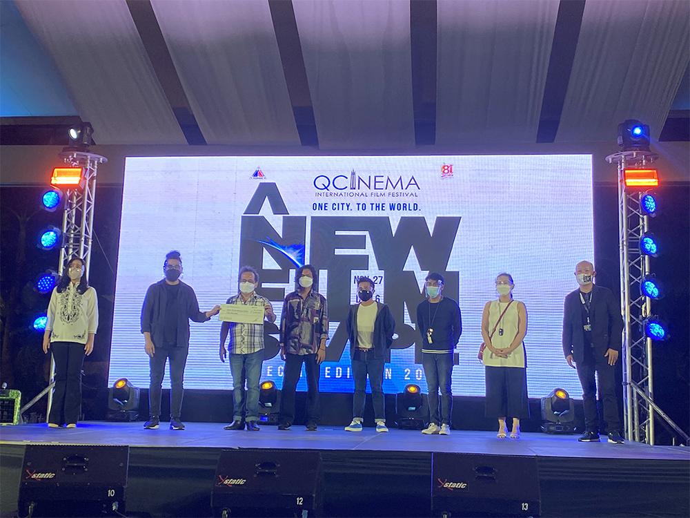 Extending help to industry players