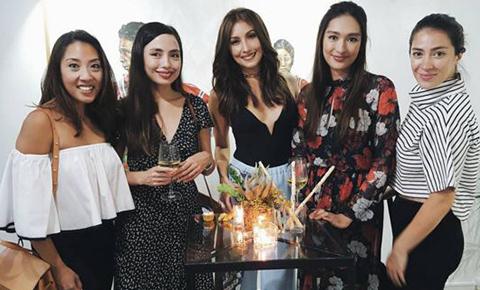 It girls and friends