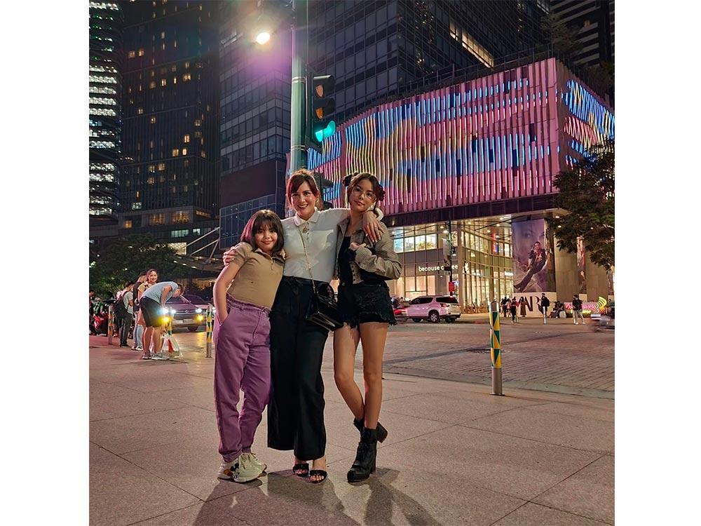 The girls of Team Kramer