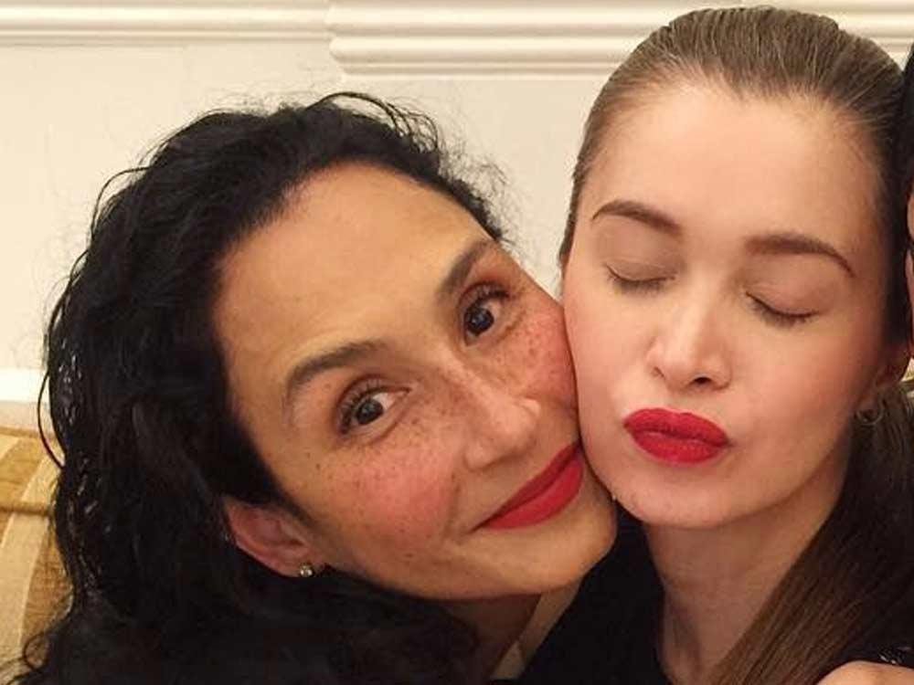 LOOK: The beautiful friendship of Teresa Loyzaga and Sunshine Cruz | GMA  Entertainment