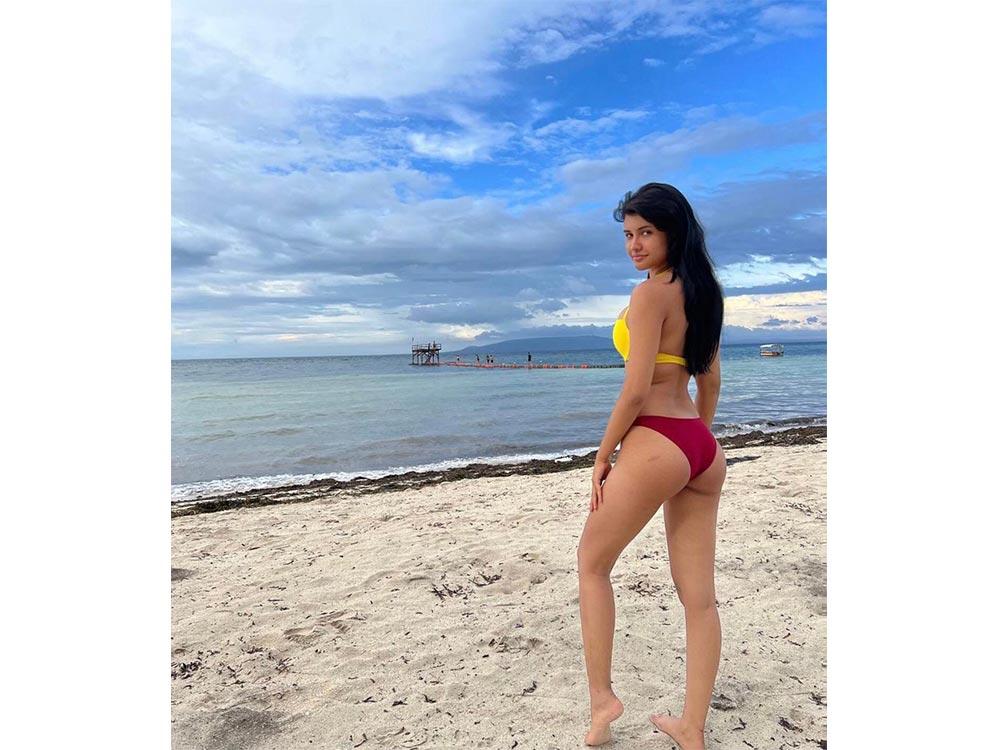 Look The Many Times Rabiya Mateo Rocked Sexy Swimsuits Gma Entertainment