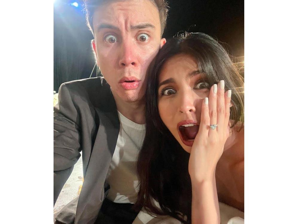 Maine Mendoza and Arjo Atayde