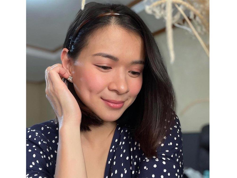 Side part with headband