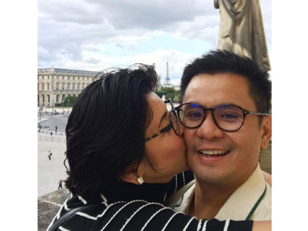 KISS FROM THE SONGBIRD