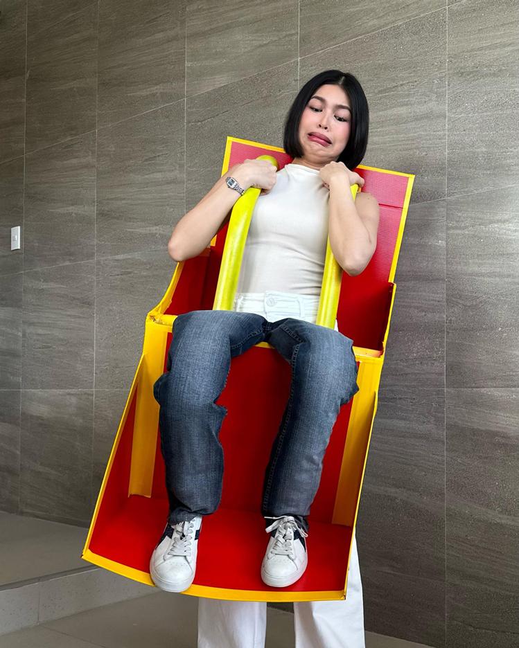 Maine Mendoza goes viral for rollercoaster costume