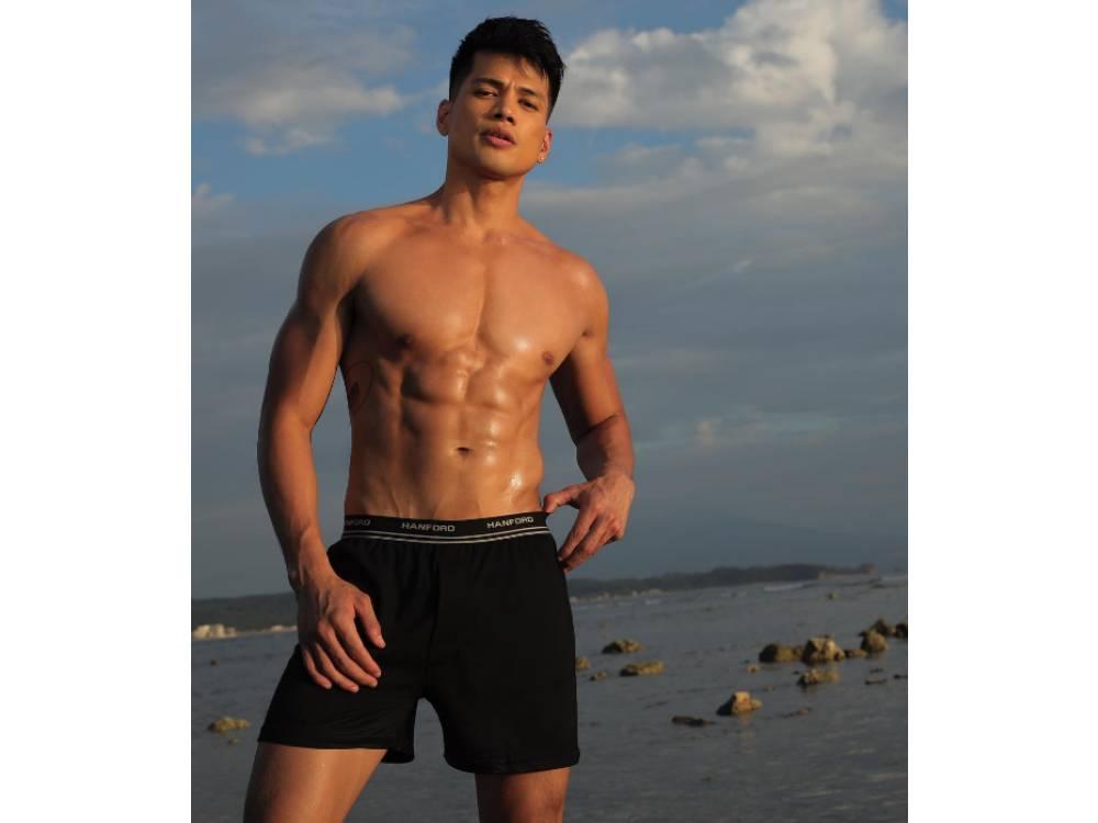 Vin Abrenica