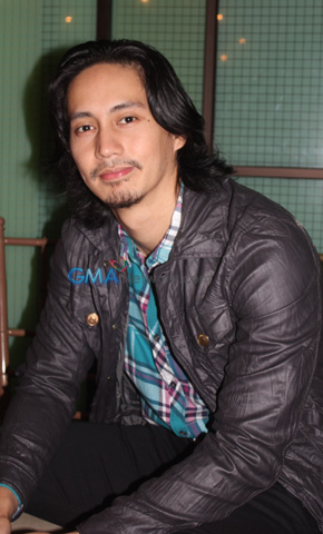 Marian and Dennis give thanks