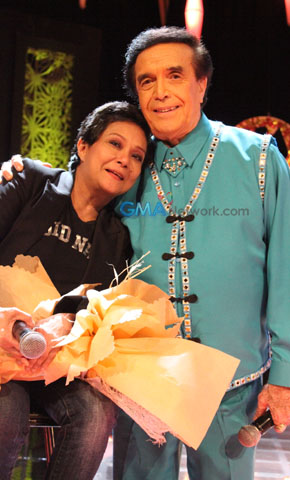 Walang Tulugan with The Master Showman