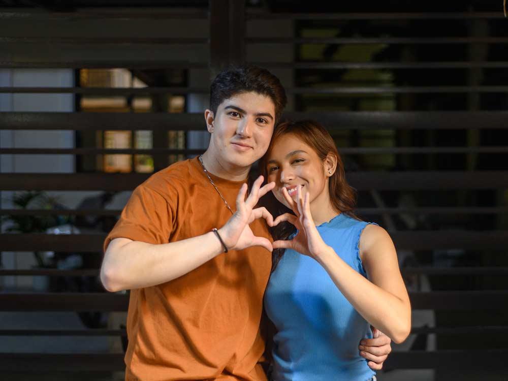 Zero Kilometers Away