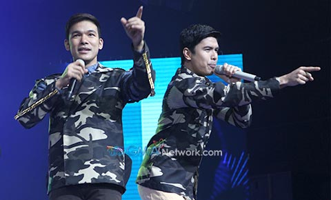 Max vs Andrea in 'Sunday All Stars'