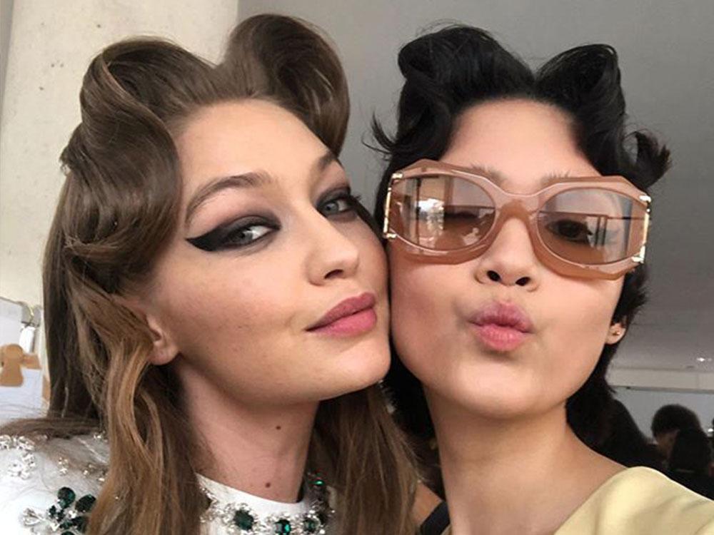 Rubbing elbows with supermodels