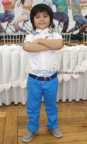 Meet the 'Ismol Family'