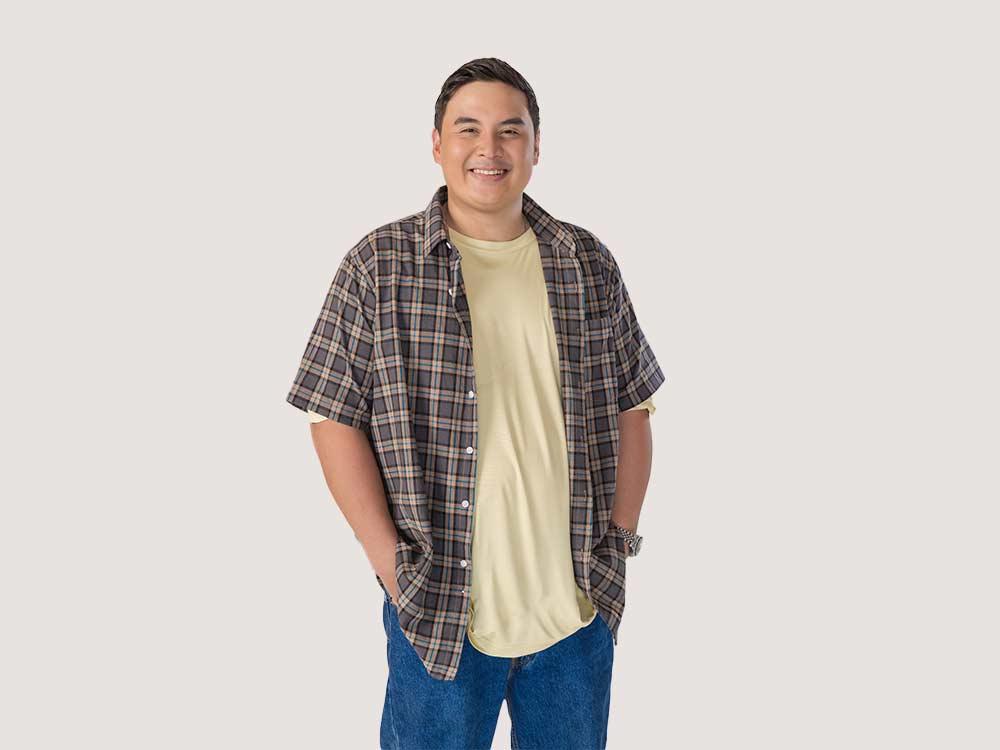 Matt Lozano bilang Ompong