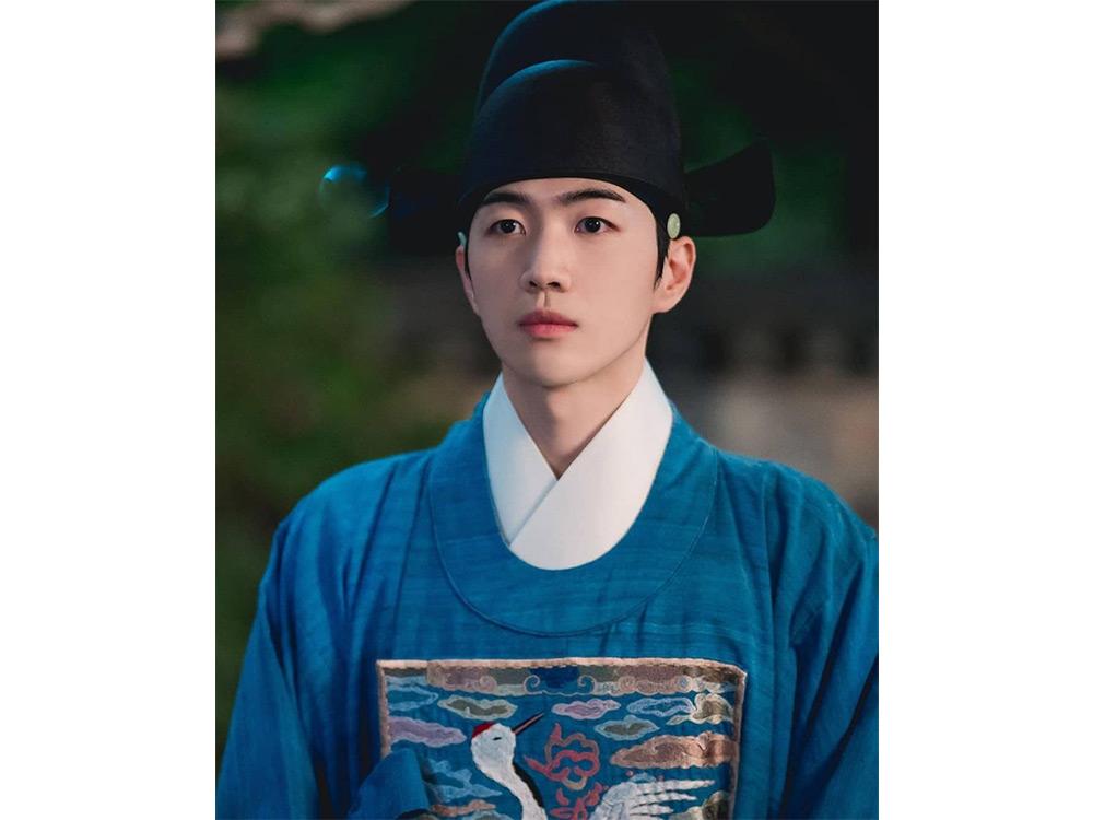 Kang Hoon as Hong Deok-ro